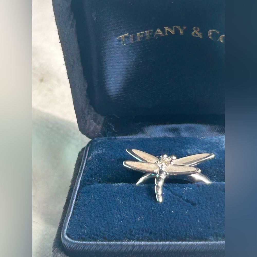 Tiffany & Co. 750 & Diamond Dragonfly Ring - Picture 7 of 7